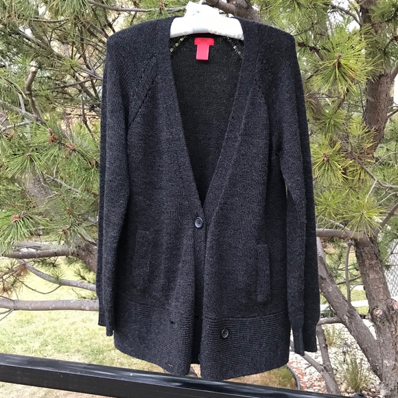 Joe Buttoned Cardigan 💥3/$25💥 - Picture 1 of 4